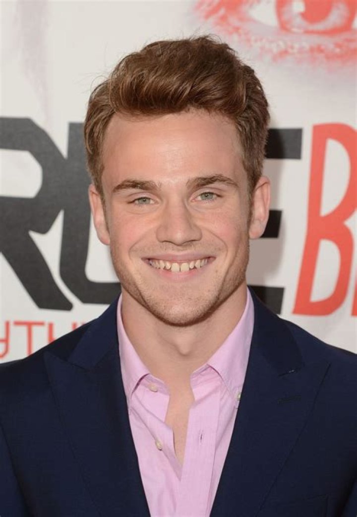 
Brandon Hyde Height, Weight, Net Worth, Age, Birthday, Wikipedia, Who, Nationality, Biography 