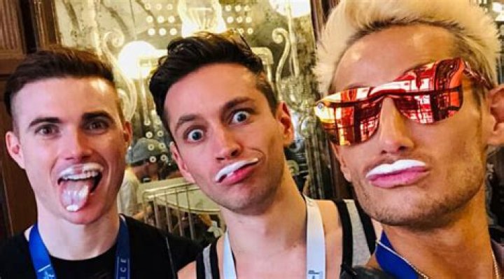 
Is Frankie Grande Married? His Bio, Age, Father, Boyfriend List and Net worth 