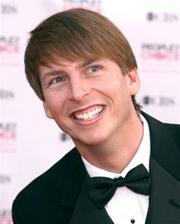 
Jack McBrayer Height, Weight, Net Worth, Age, Birthday, Wikipedia, Who, Nationality, Biography 
