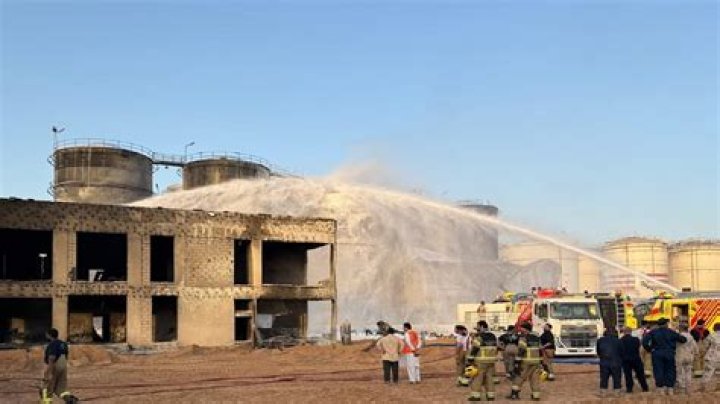 
Major fire at leather complex near Kolkata, 11 trapped rescued safely 