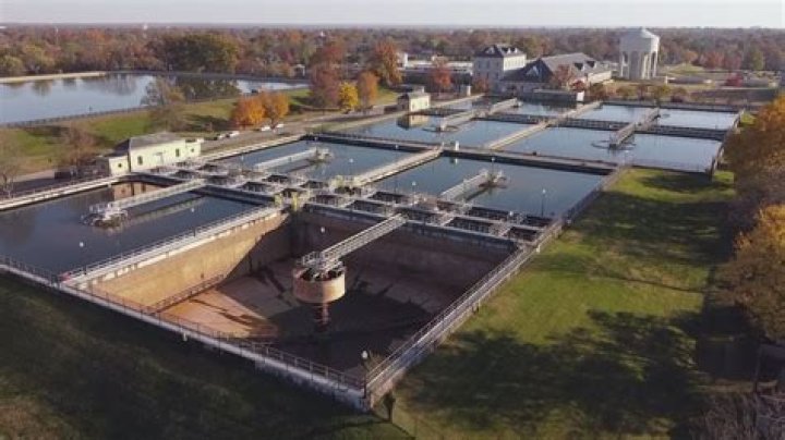 
“They got that Simpson Springfield water”: Louisville water contamination fears emerge as East Palestine video goes viral 