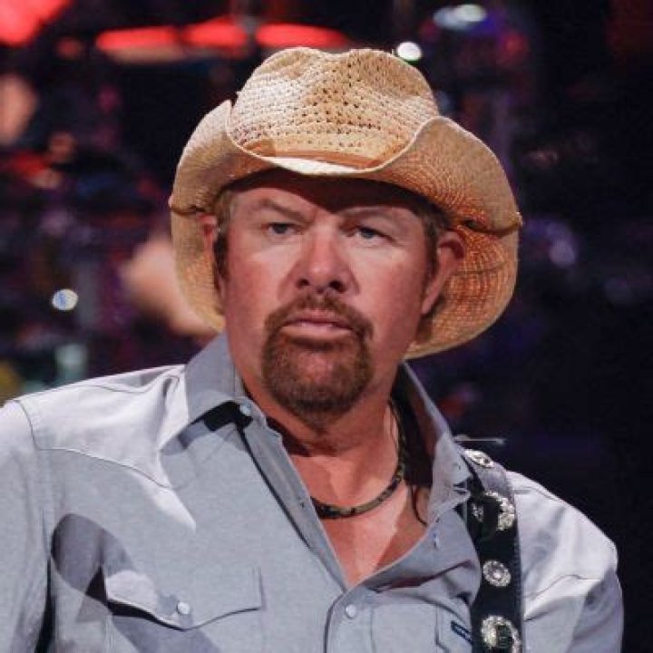 
Toby Keith Provides An Update On His Health While Fighting Stomach Cancer 