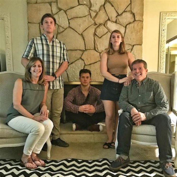 Who Are Jimmy Tatro’s Parents? A Look into Her Family